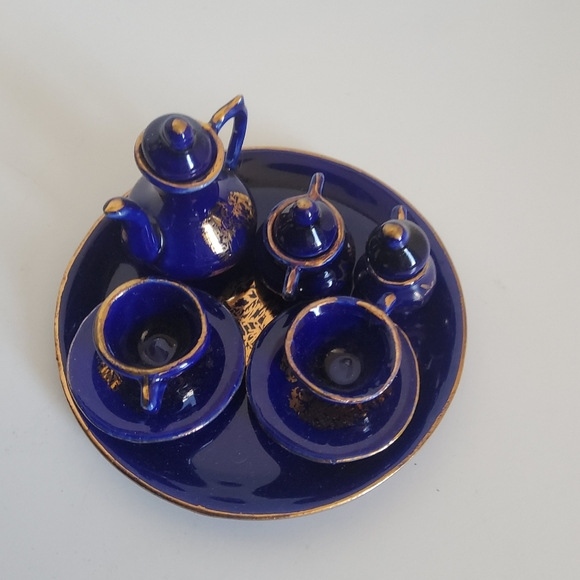 Vintage  Cobalt Blue and Gold Miniature Dollhouse 11 pieces Tea Set - Picture 3 of 6